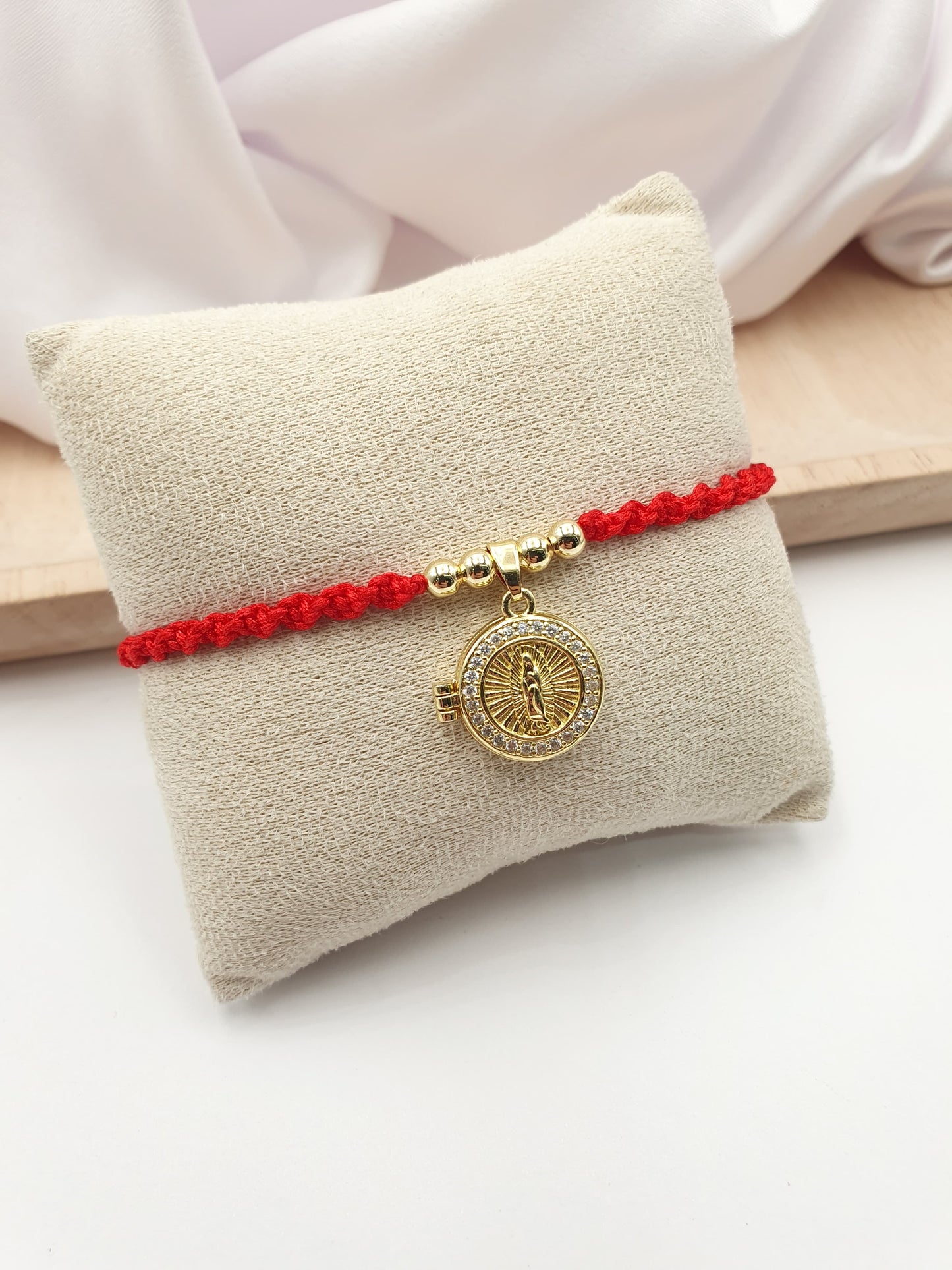 Pulsera Tejida Virgen AD01