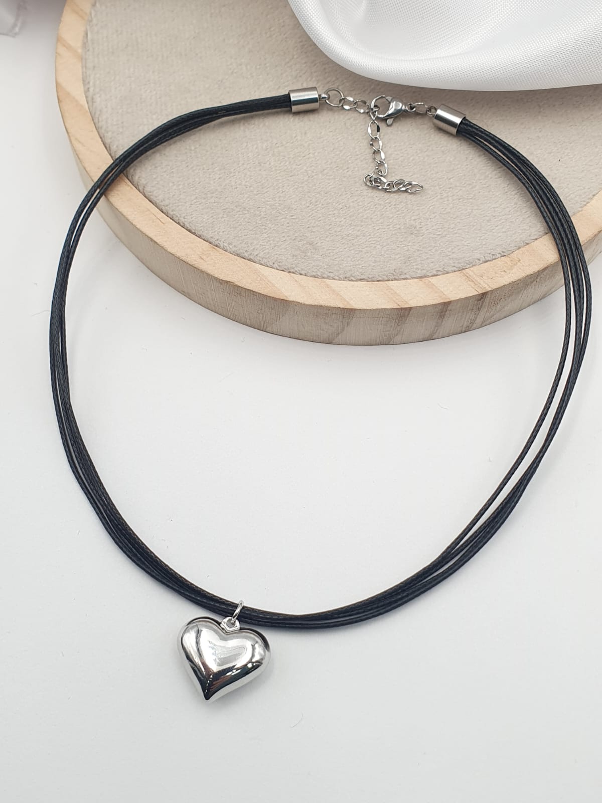 Collar Cuero Con Corazon En Rodio CC282Z