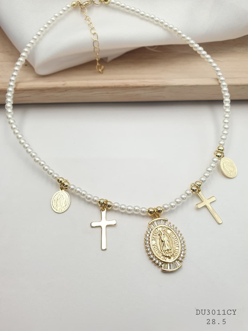 Collar Rodio DU3011CY