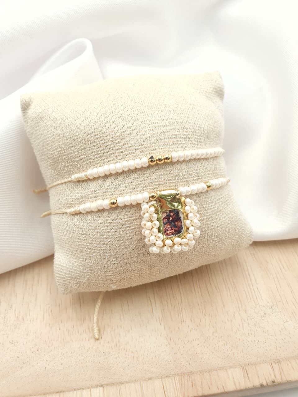 Pulsera escapulario x2 Tejida en Chaquiras