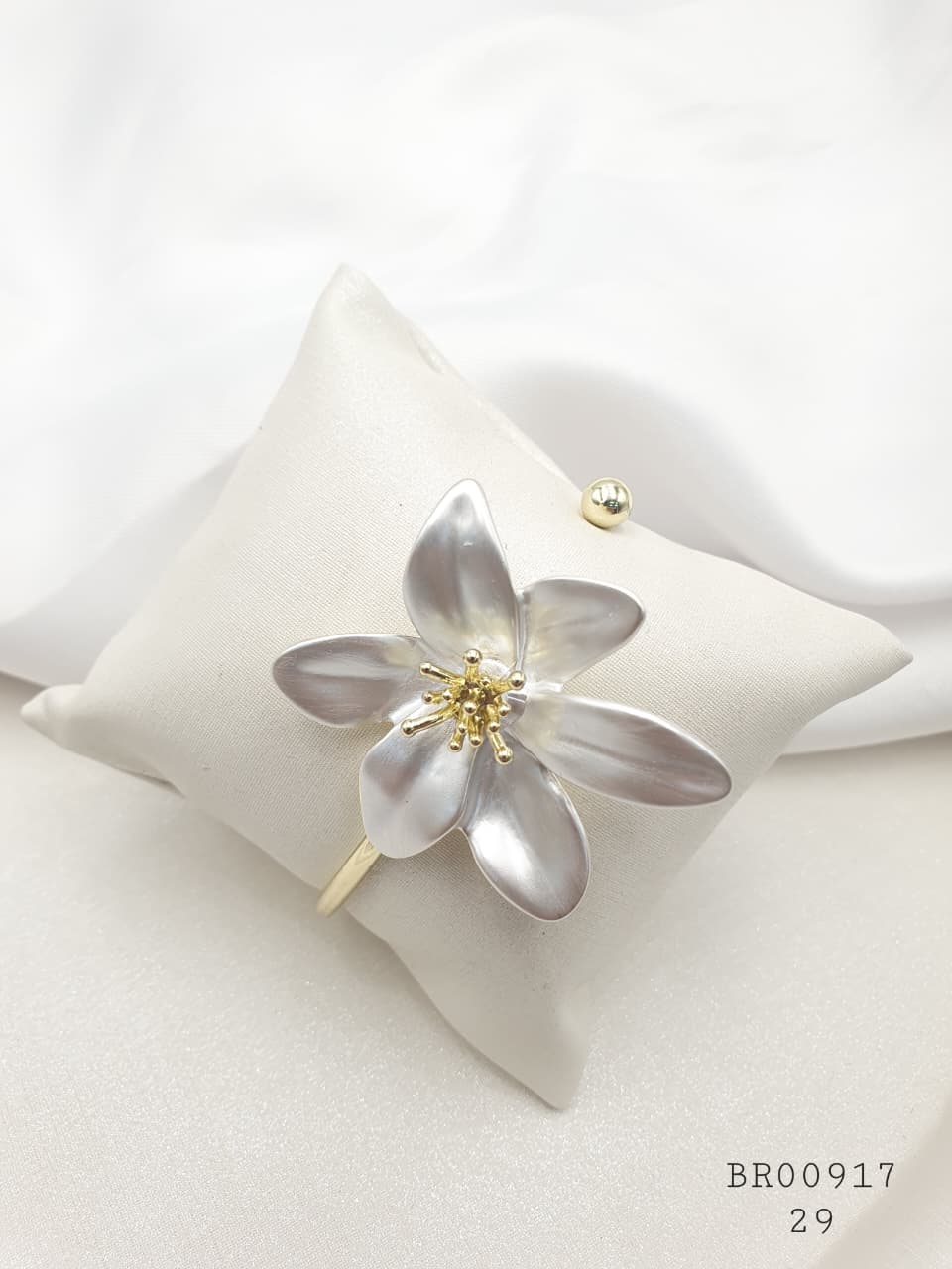 Brazalete Flor En rodio
