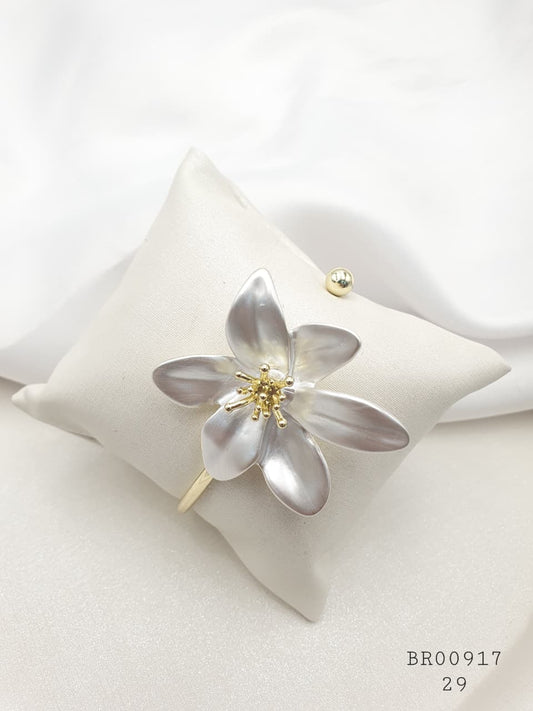 Brazalete Flor En rodio