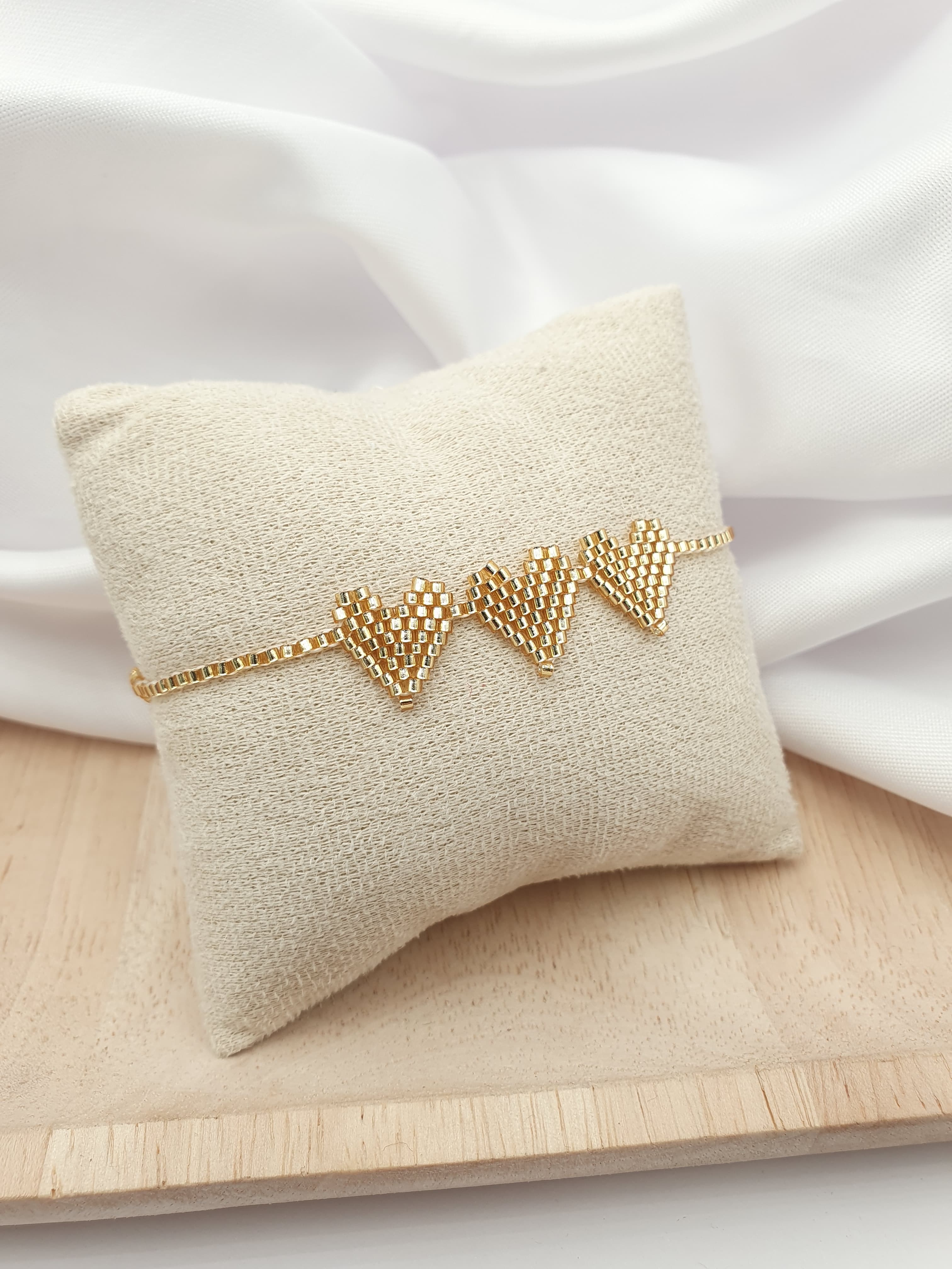 Pulsera Miyuki Corazones