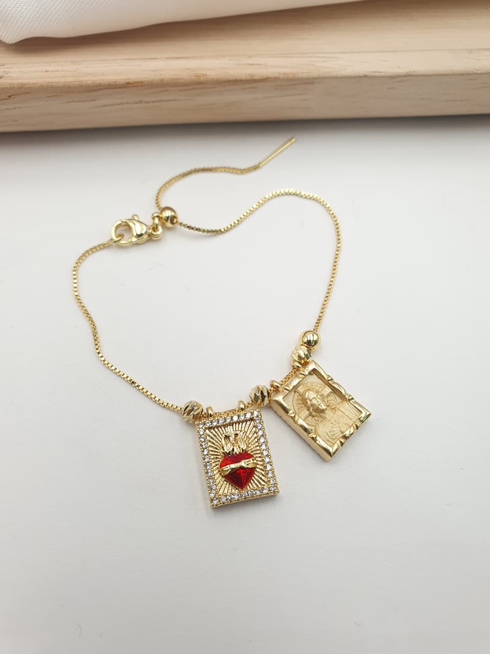 Pulsera Escapulario  Sagrado corazon y virgen CL4