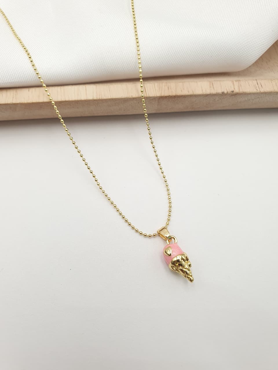 Cadena. En Rodio FIP74